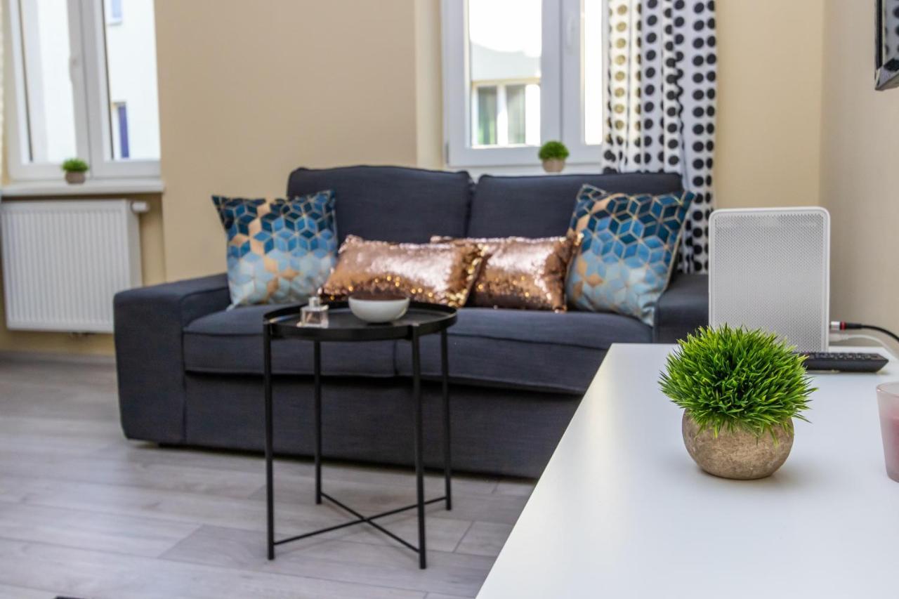 Radiant Premium Apartments - Fuenfhaus Wina Bagian luar foto