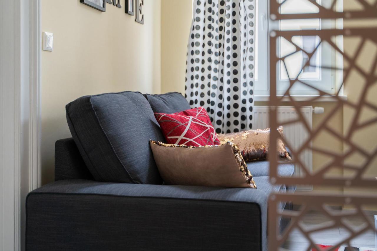 Radiant Premium Apartments - Fuenfhaus Wina Bagian luar foto