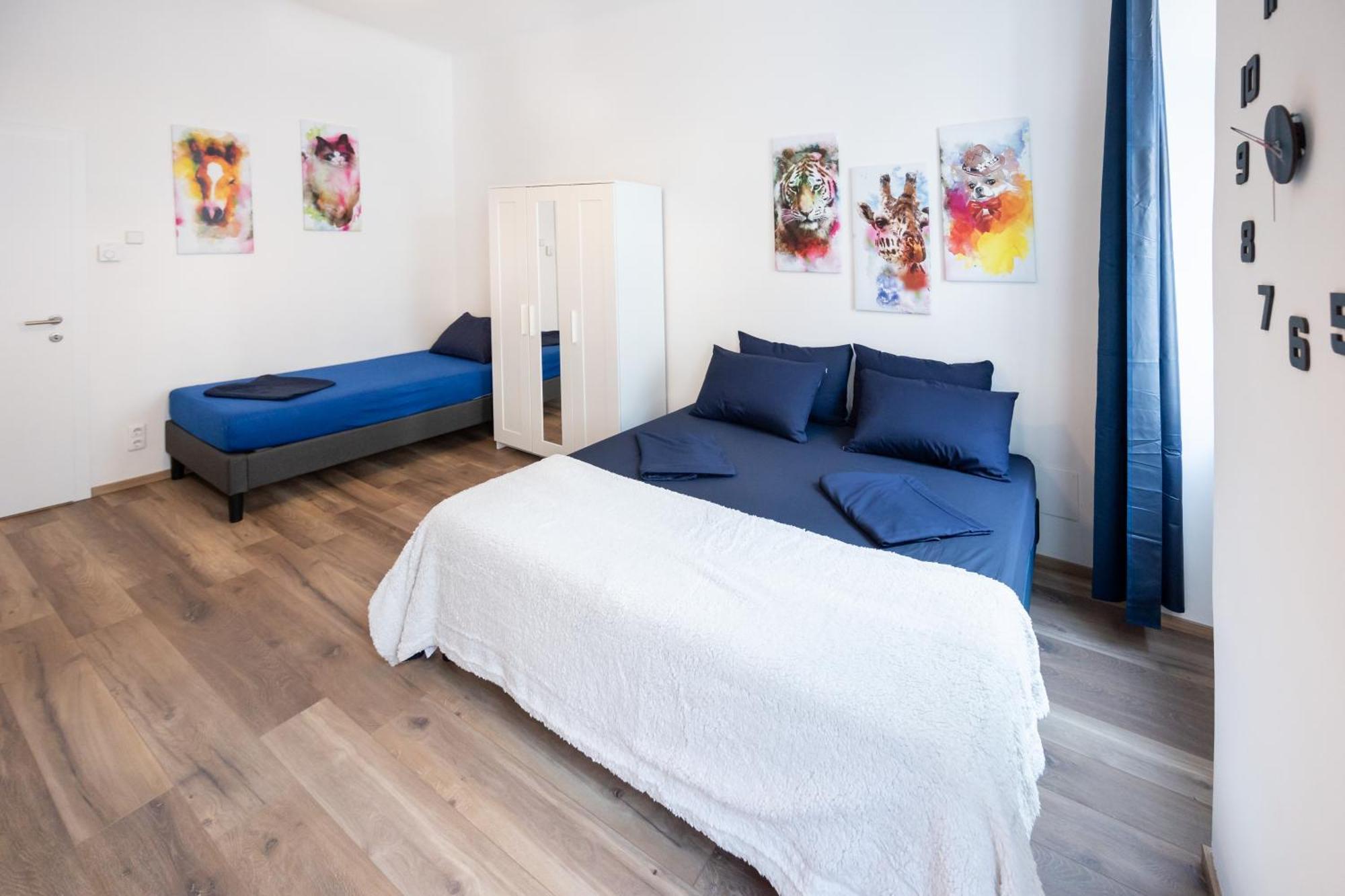 Radiant Premium Apartments - Fuenfhaus Wina Bagian luar foto