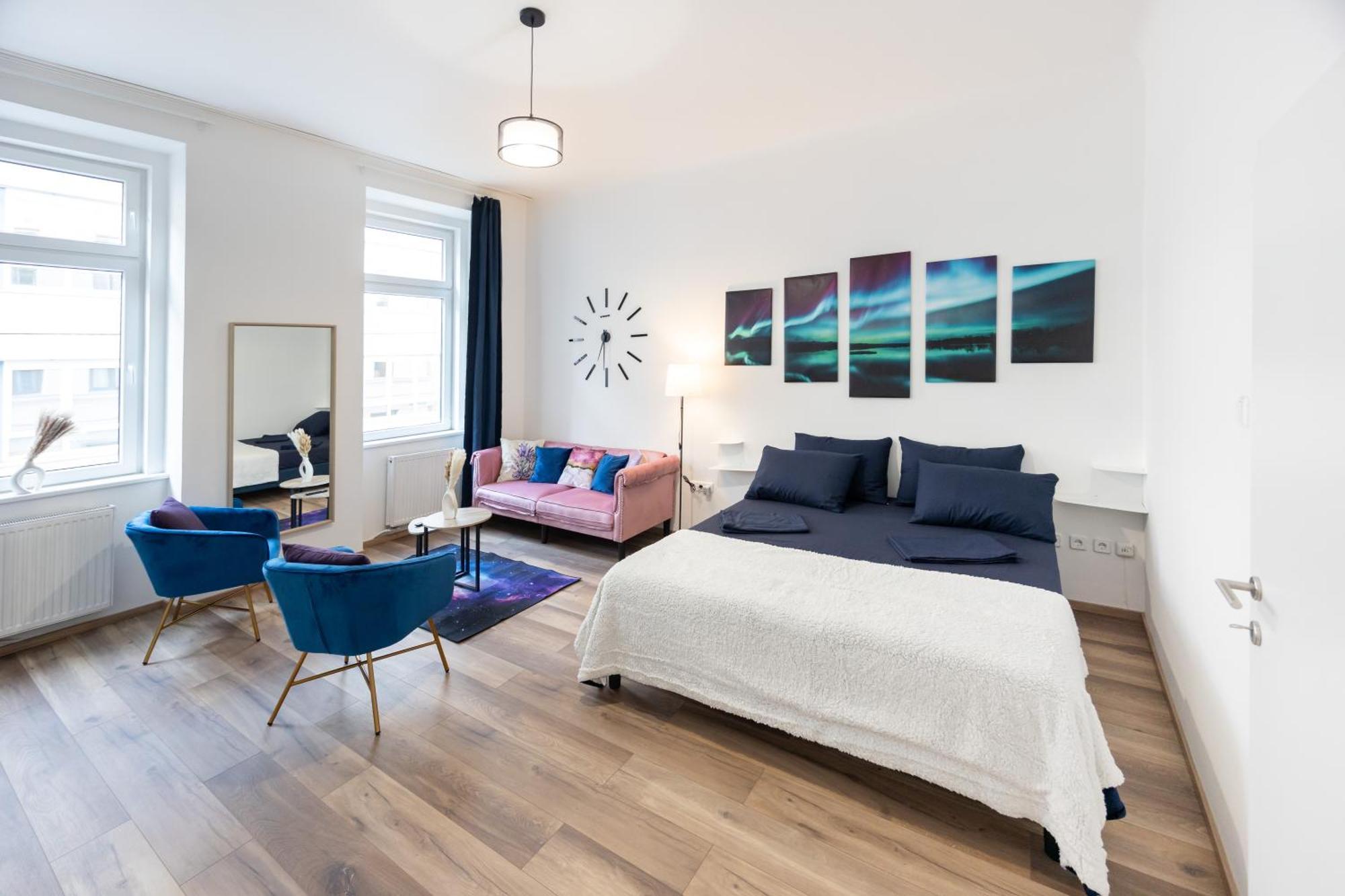 Radiant Premium Apartments - Fuenfhaus Wina Bagian luar foto