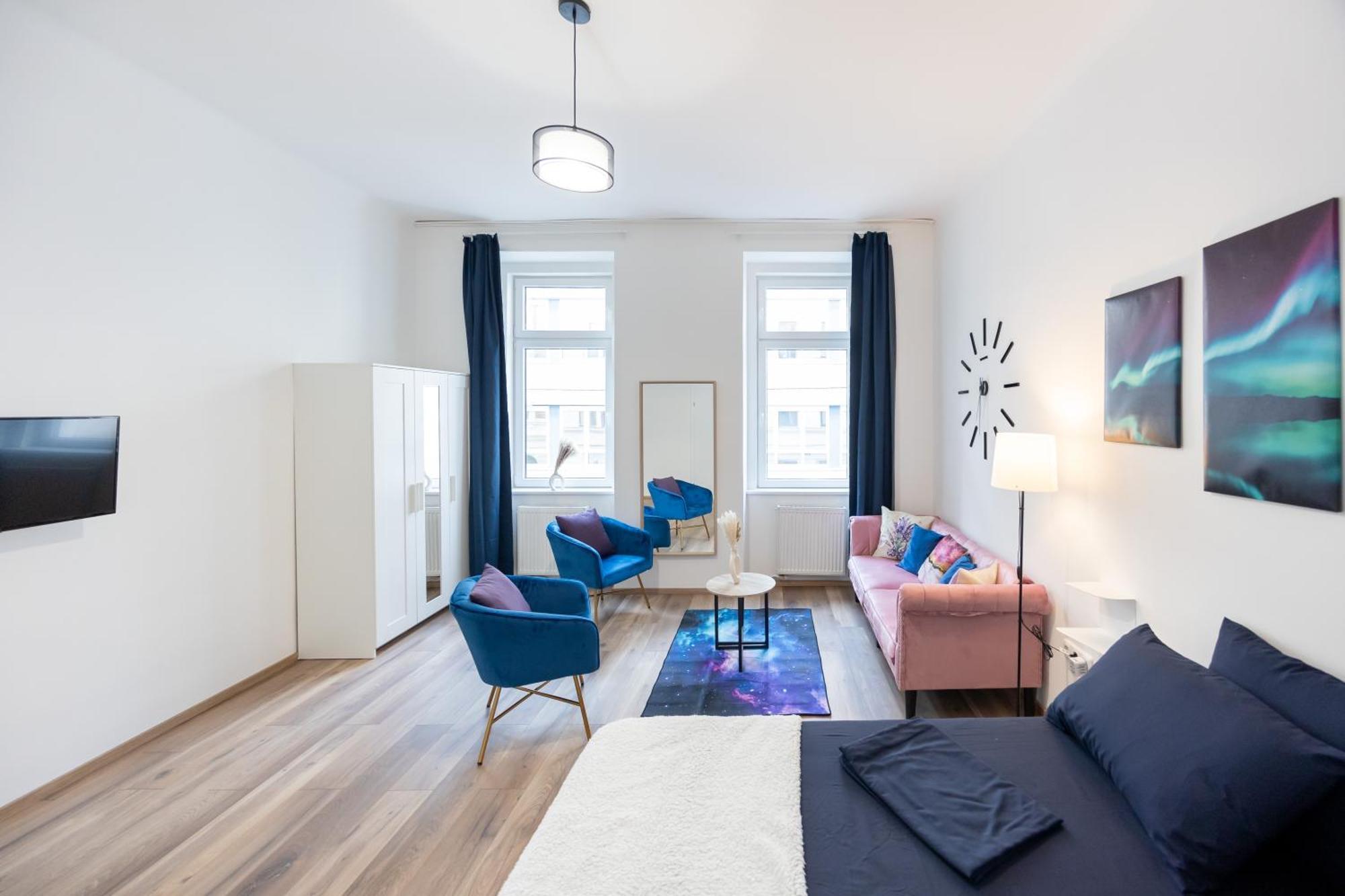Radiant Premium Apartments - Fuenfhaus Wina Bagian luar foto