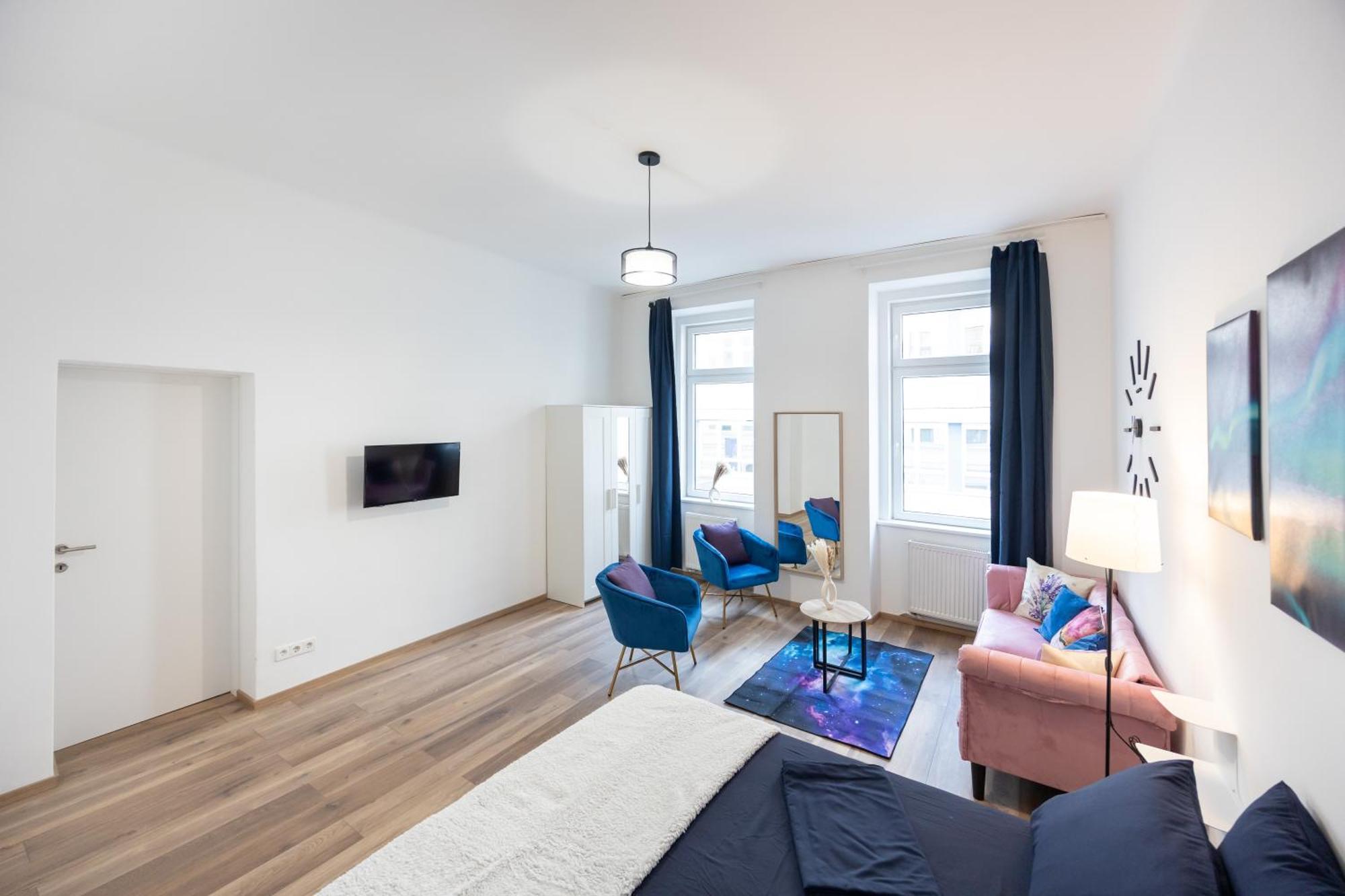 Radiant Premium Apartments - Fuenfhaus Wina Bagian luar foto